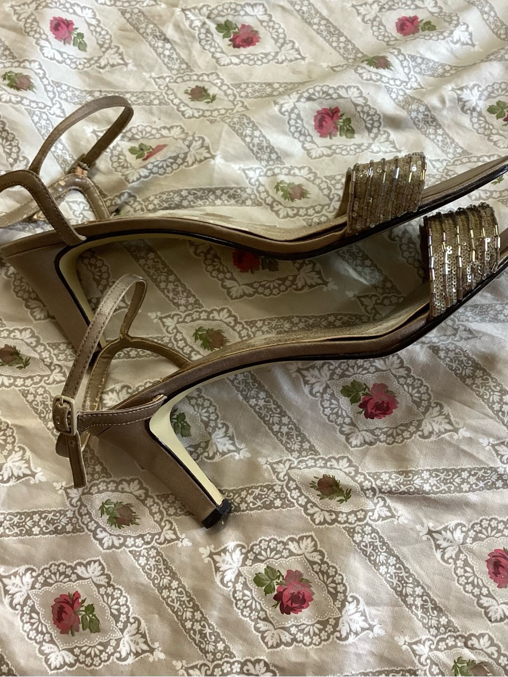 Vintage Caparros Gold-Beige Sequin Strap Mid-Heel Sandals 10B